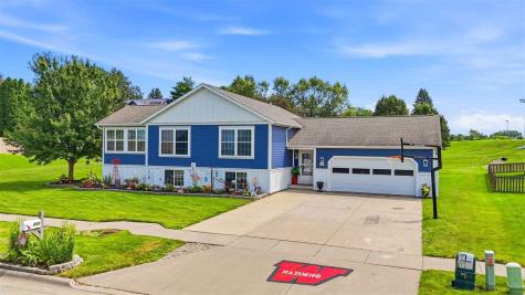 801 Hampton Drive Williamsburg IA 52361