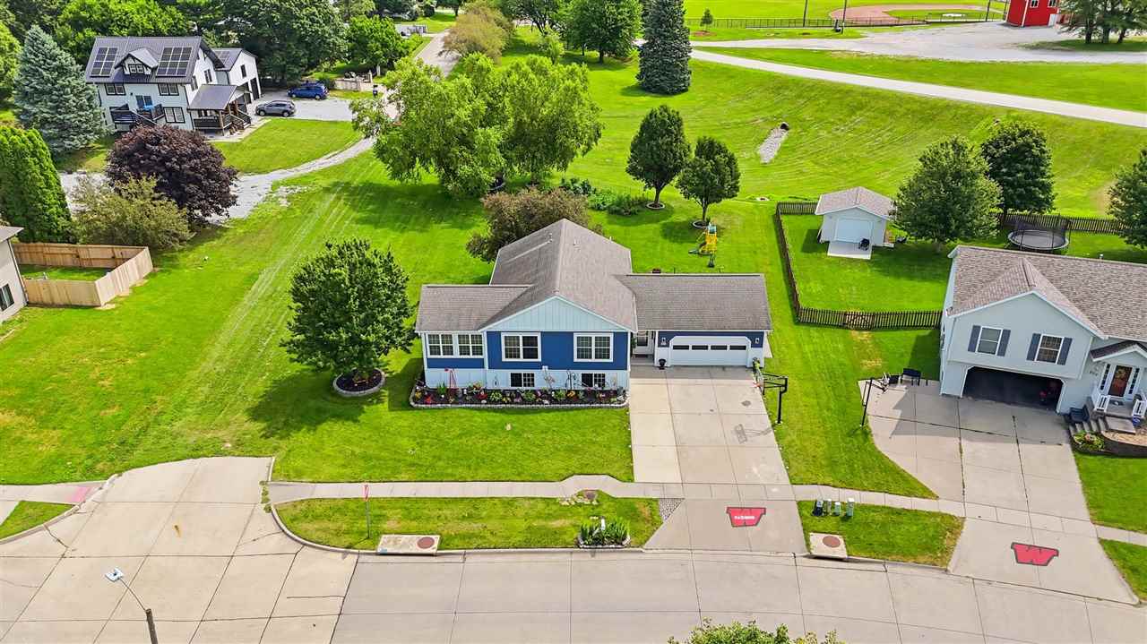 801 Hampton Drive Williamsburg IA 52361