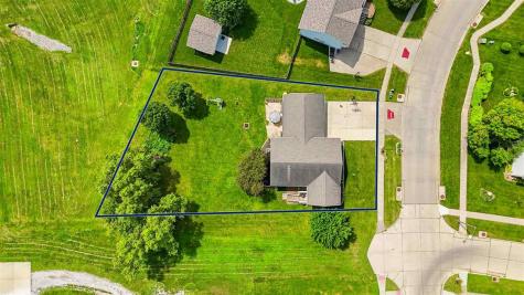 801 Hampton Drive Williamsburg IA 52361