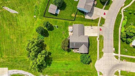 801 Hampton Drive Williamsburg IA 52361