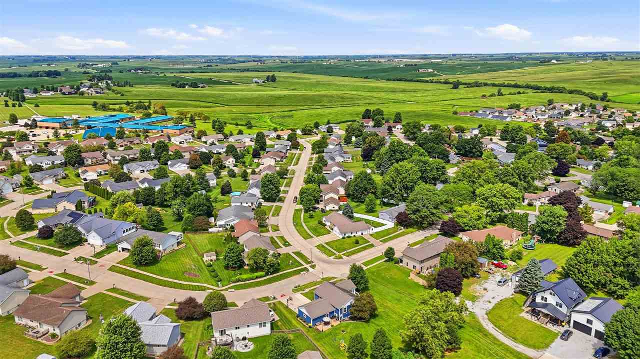 801 Hampton Drive Williamsburg IA 52361