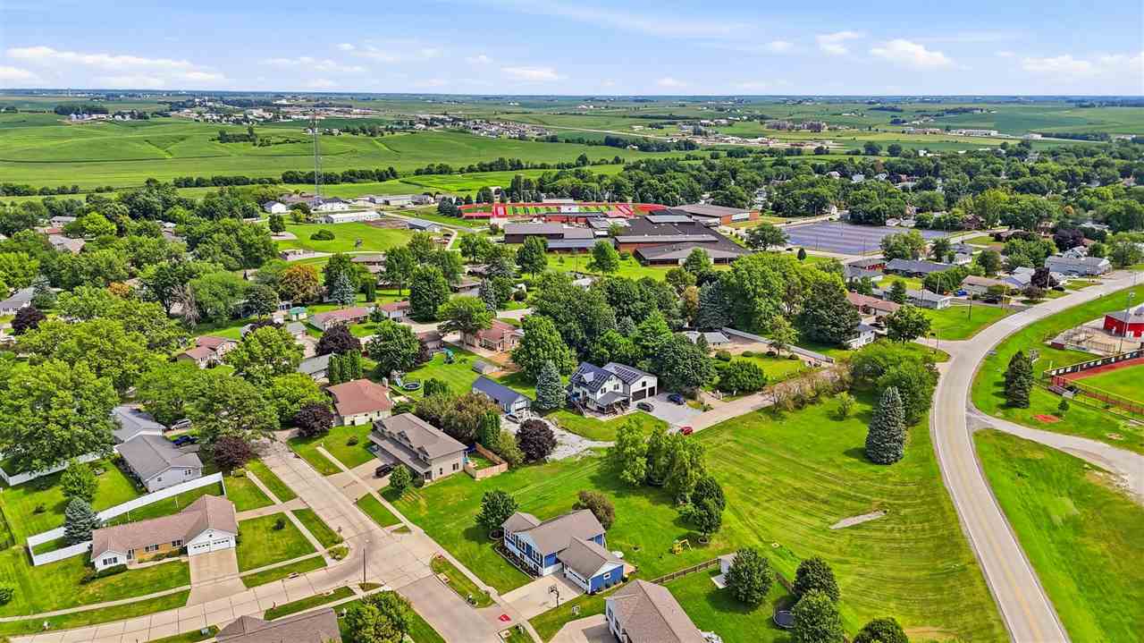801 Hampton Drive Williamsburg IA 52361