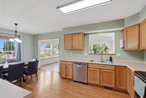 801 Hampton Drive Williamsburg IA 52361
