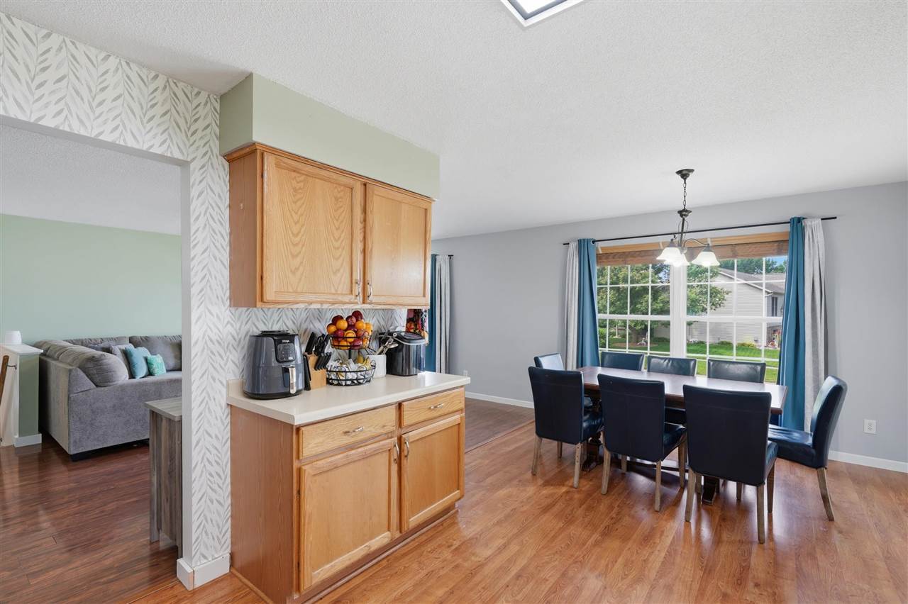 801 Hampton Drive Williamsburg IA 52361