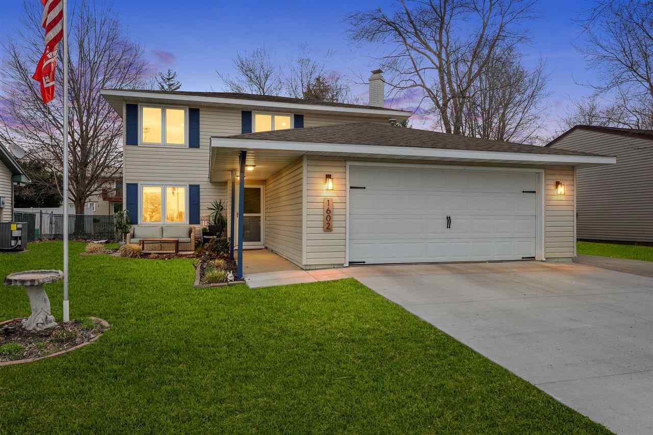 1602 Dover Street Iowa City IA 52240