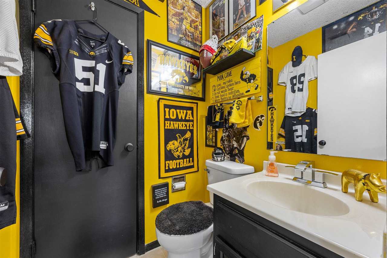 1602 Dover Street Iowa City IA 52240