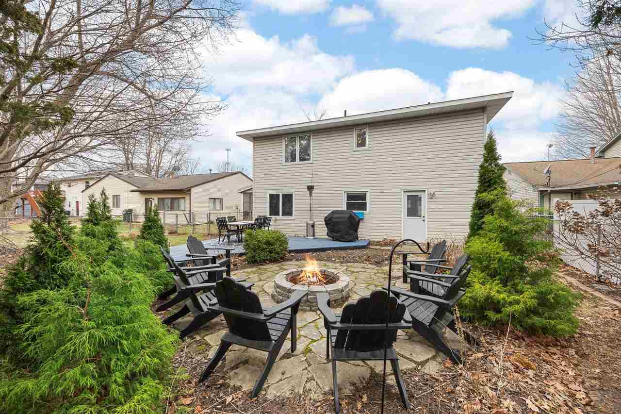 1602 Dover Street Iowa City IA 52240