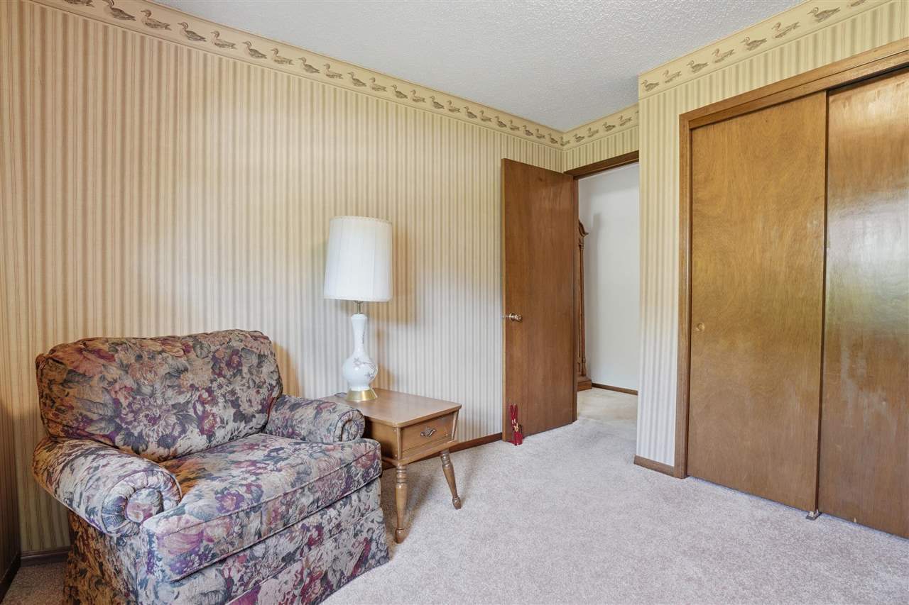 2613 Hillside Drive Iowa City IA 52245