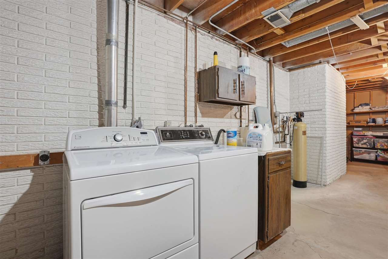 2613 Hillside Drive Iowa City IA 52245