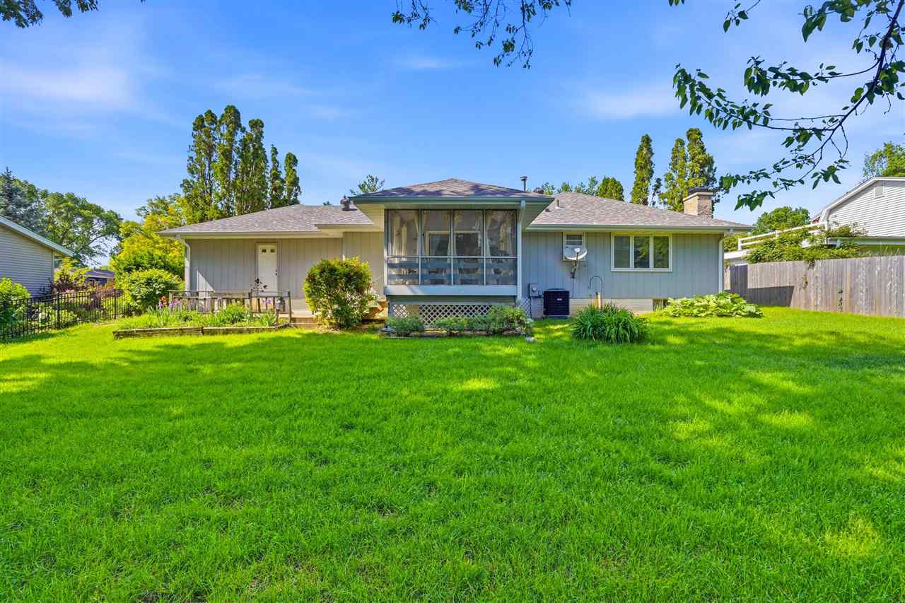 2613 Hillside Drive Iowa City IA 52245