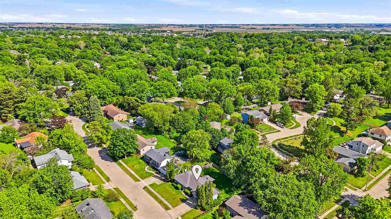 2613 Hillside Drive Iowa City IA 52245