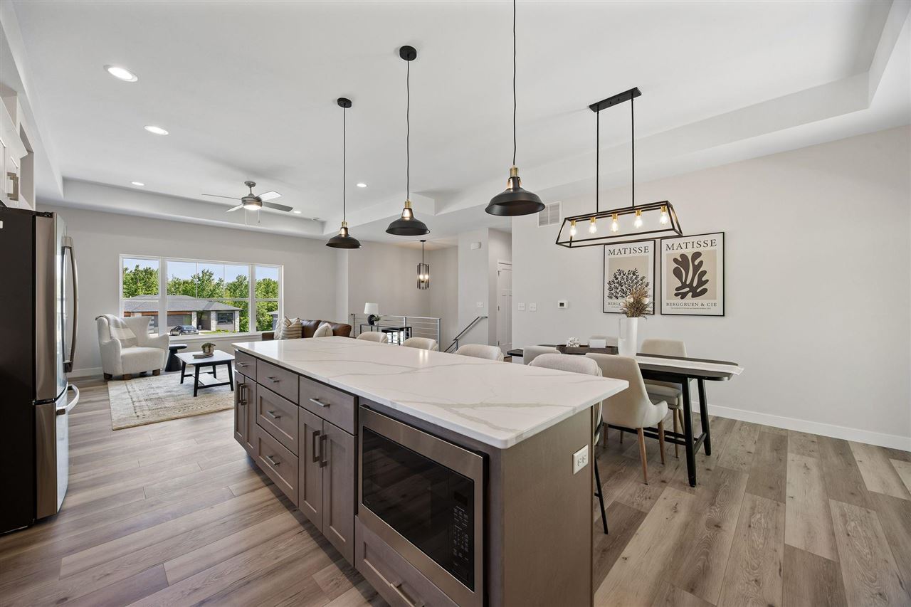 706 Silver Lane Iowa City IA 52245