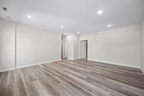 706 Silver Lane Iowa City IA 52245