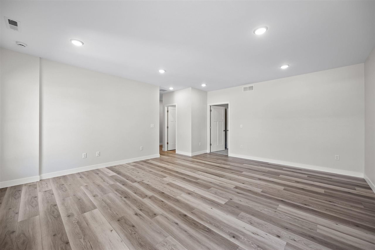 706 Silver Lane Iowa City IA 52245
