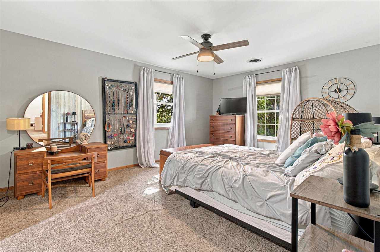 1242 Duck Creek Drive Iowa City IA 52246