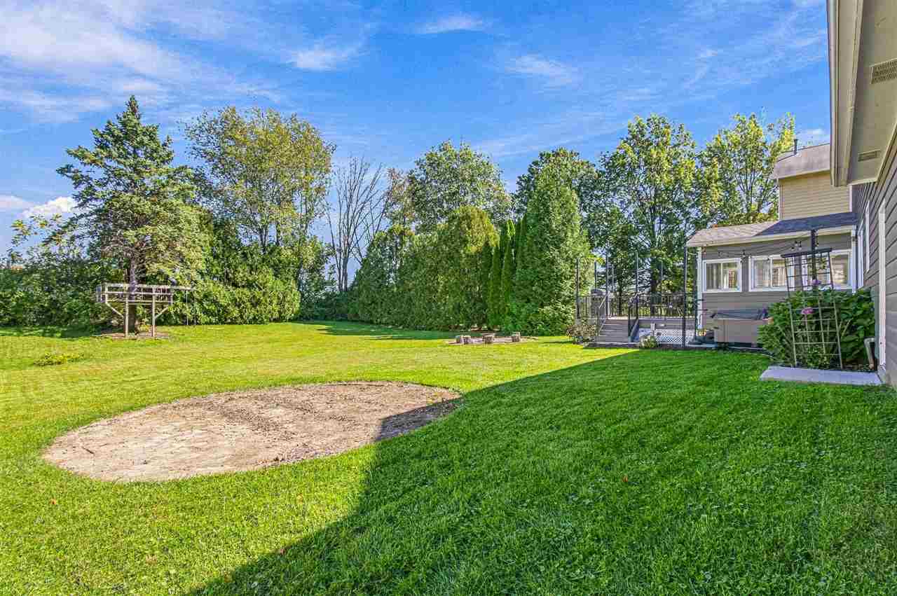 1242 Duck Creek Drive Iowa City IA 52246