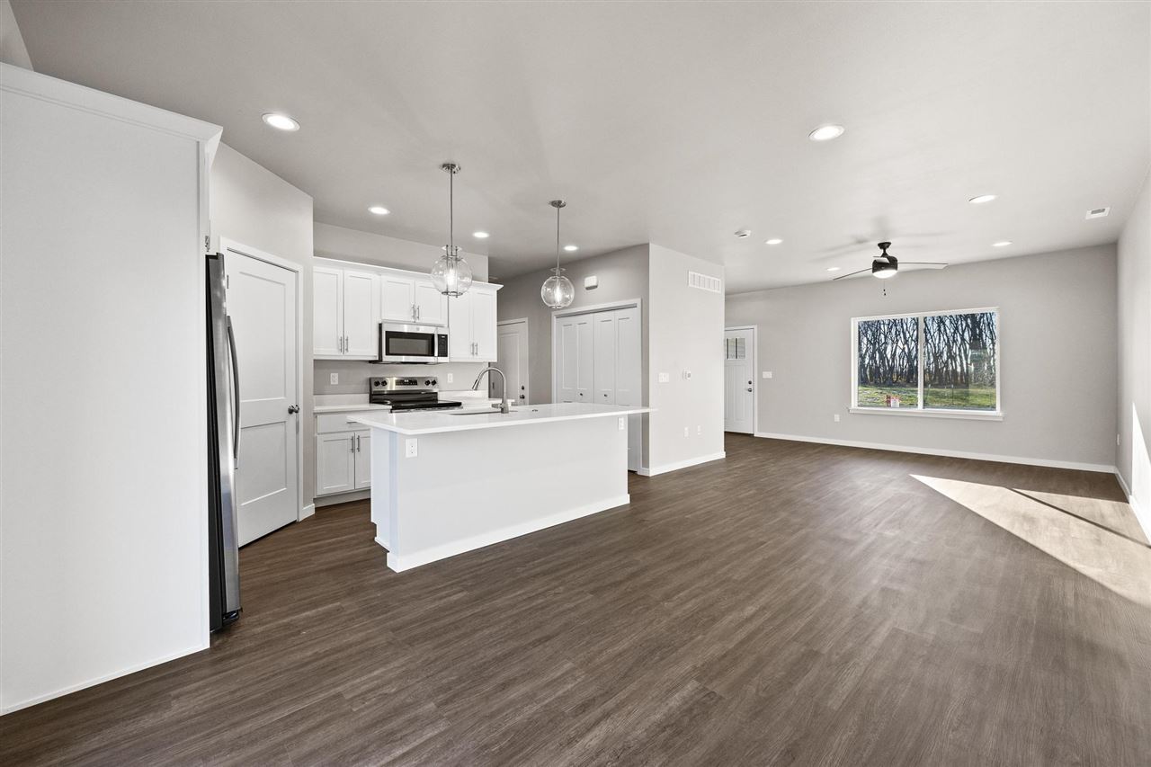 2068 Whispering Meadow Drive Iowa City IA 52240