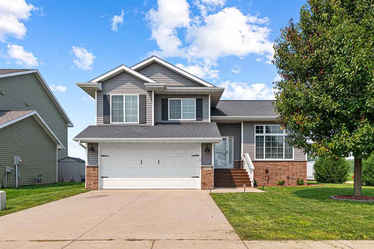 2903 Whispering Meadow Drive Iowa City IA 52240
