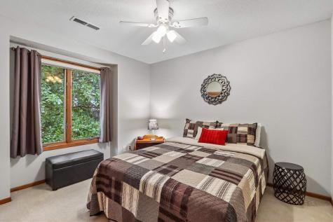 1934 Meadow Ridge Lane Iowa City IA 52245