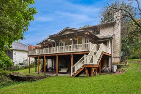 1934 Meadow Ridge Lane Iowa City IA 52245