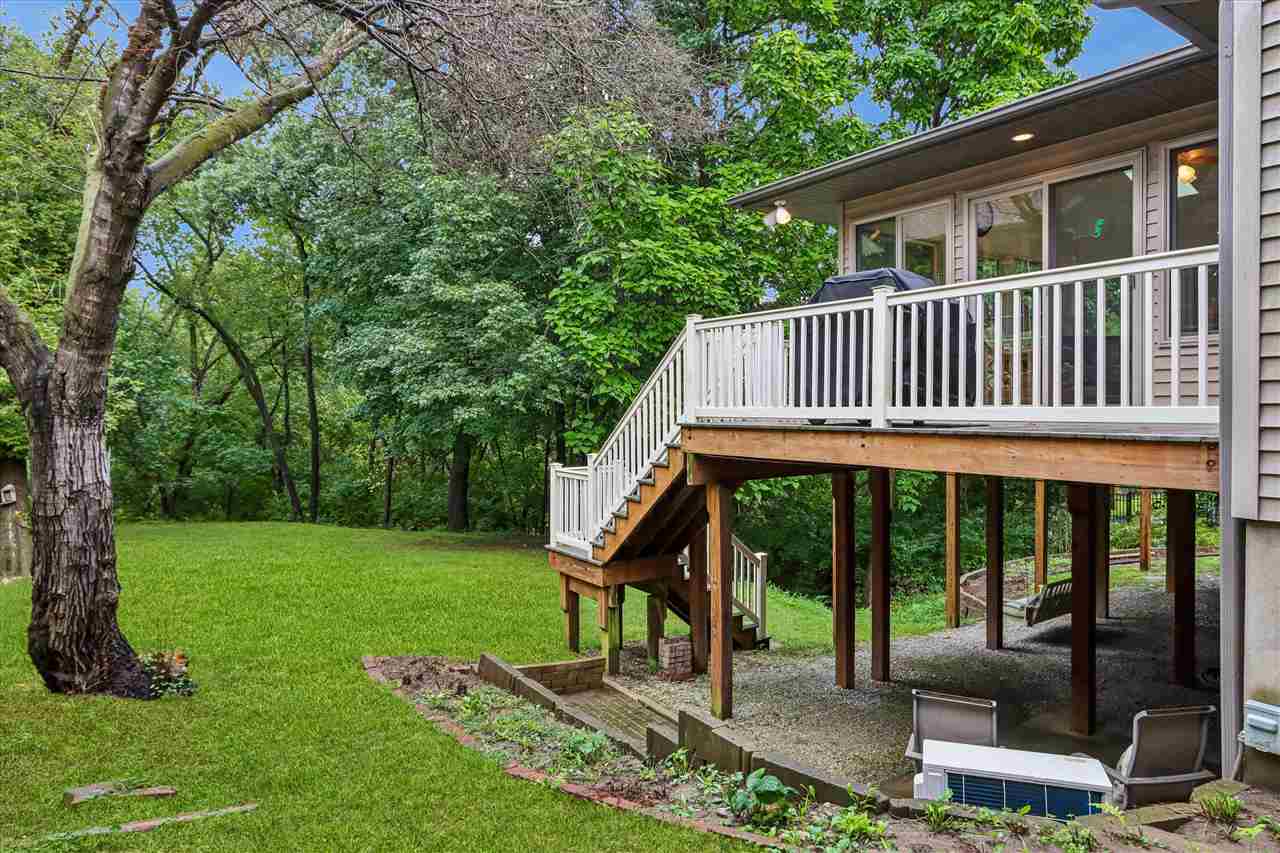 1934 Meadow Ridge Lane Iowa City IA 52245
