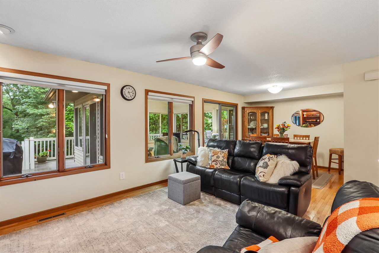 1934 Meadow Ridge Lane Iowa City IA 52245