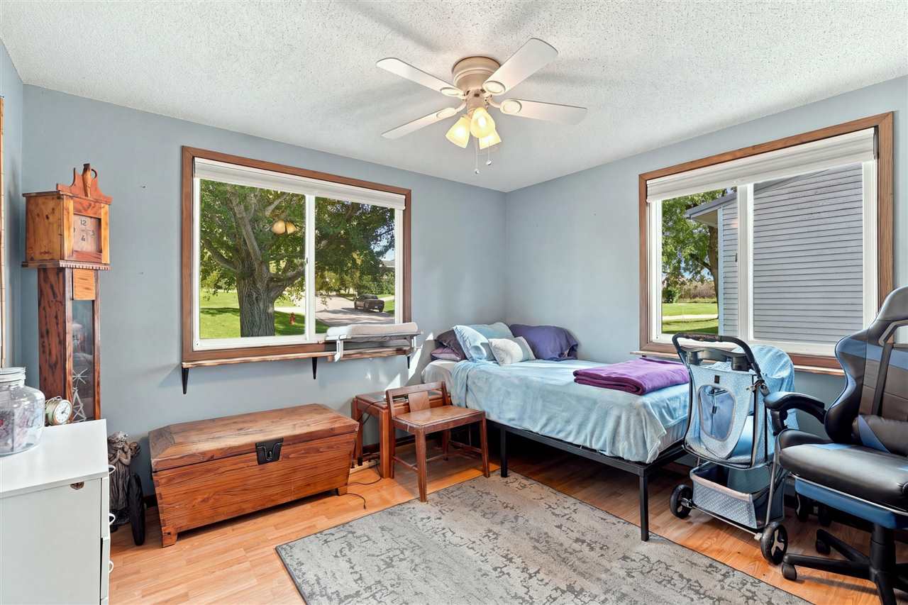 531 Harrison Victor IA 52347