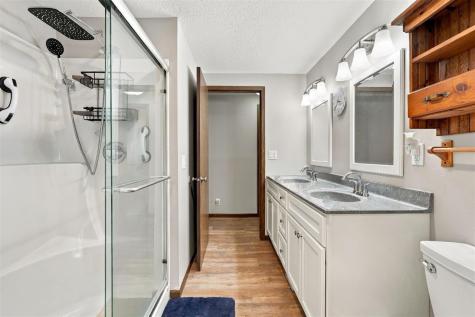 531 Harrison Victor IA 52347