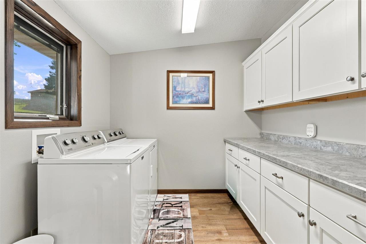 531 Harrison Victor IA 52347