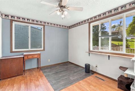 531 Harrison Victor IA 52347