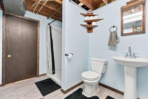 531 Harrison Victor IA 52347
