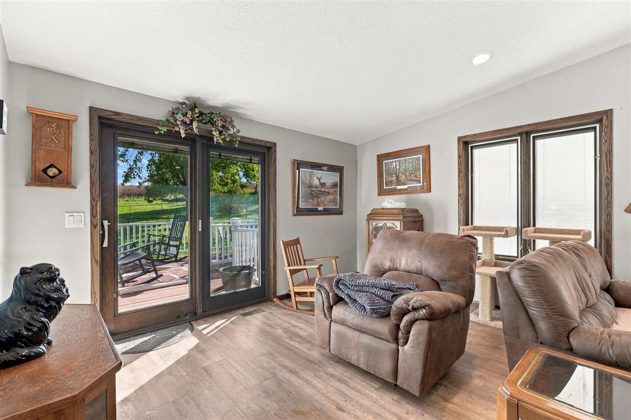531 Harrison Victor IA 52347