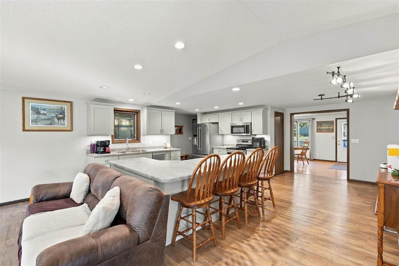 531 Harrison Victor IA 52347