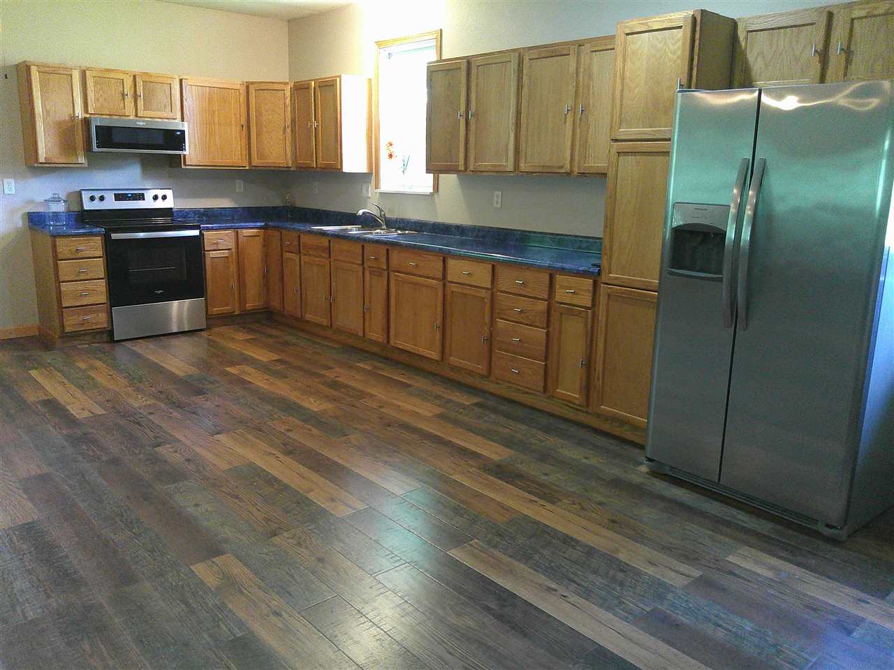 1252 & 1253 Holiday Lane Brooklyn IA 52211