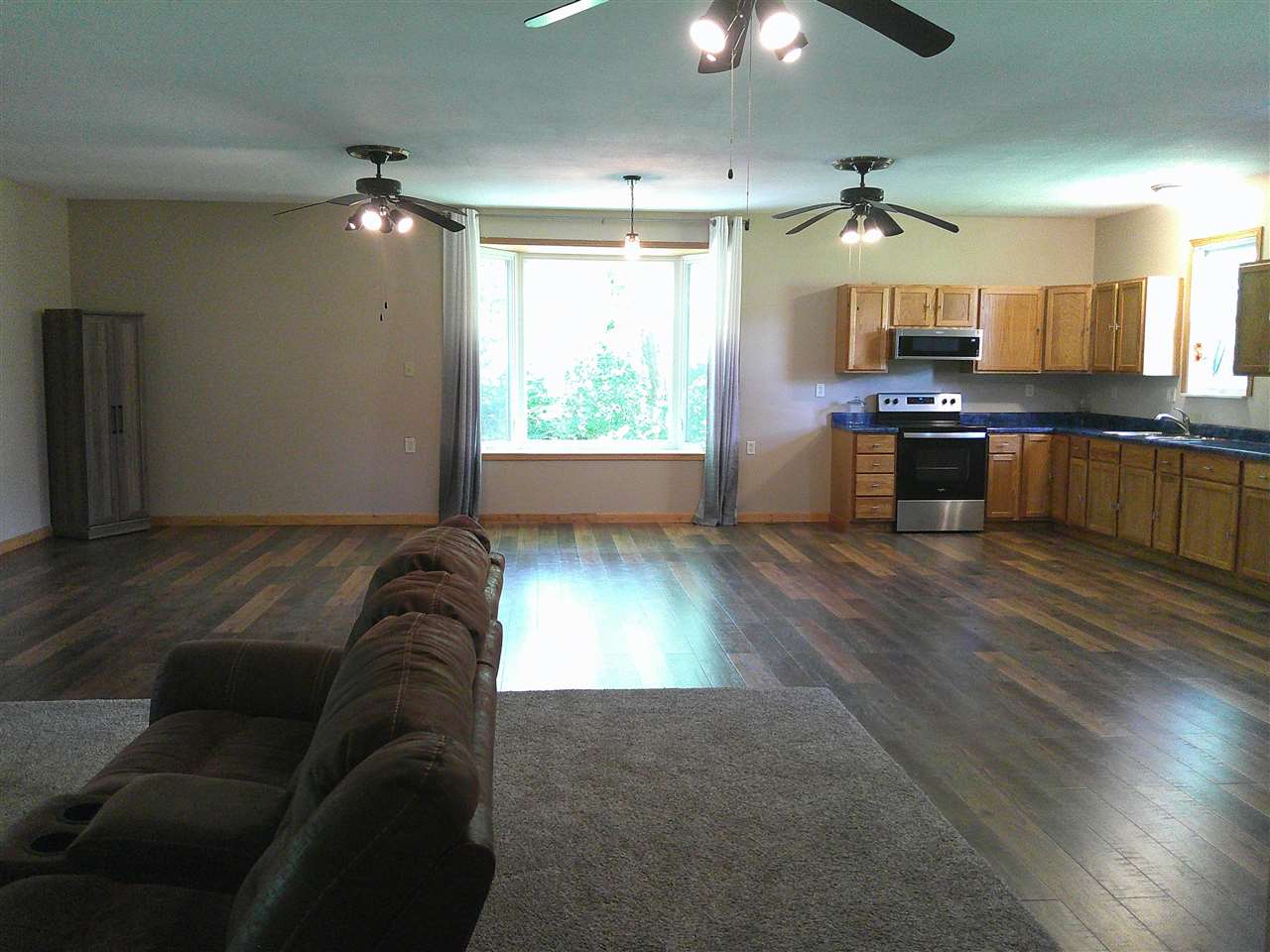 1252 & 1253 Holiday Lane Brooklyn IA 52211