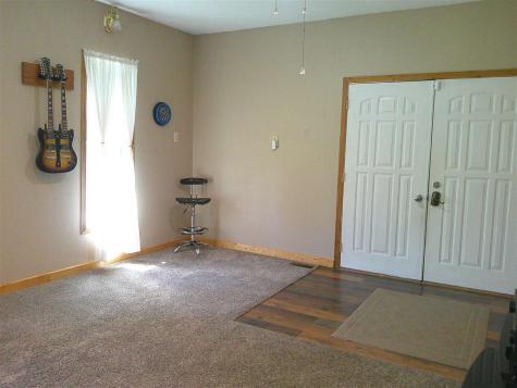 1252 & 1253 Holiday Lane Brooklyn IA 52211