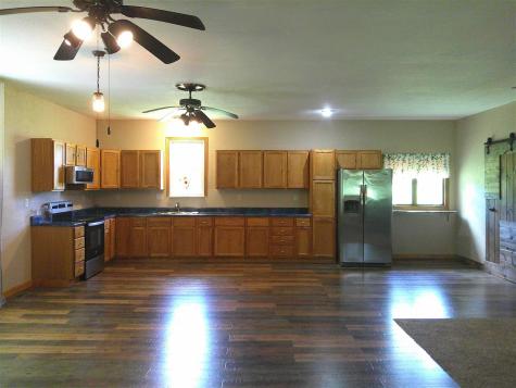 1252 & 1253 Holiday Lane Brooklyn IA 52211