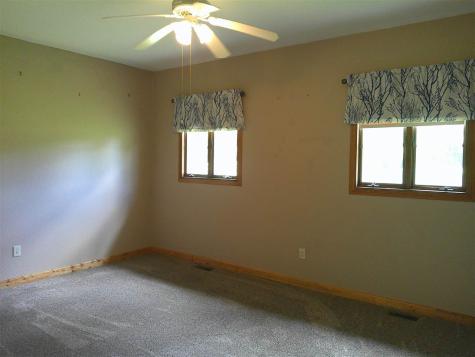 1252 & 1253 Holiday Lane Brooklyn IA 52211