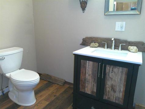1252 & 1253 Holiday Lane Brooklyn IA 52211