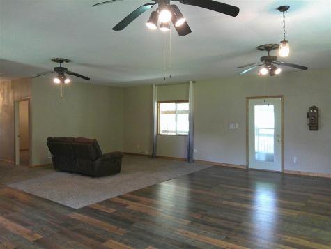 1252 & 1253 Holiday Lane Brooklyn IA 52211
