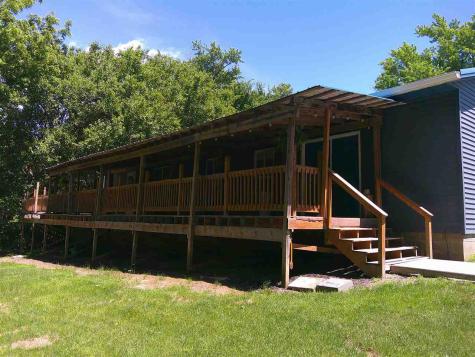 1252 & 1253 Holiday Lane Brooklyn IA 52211