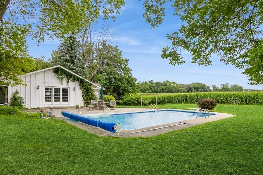 4318 Turkey Creek Road NE Iowa City IA 52240