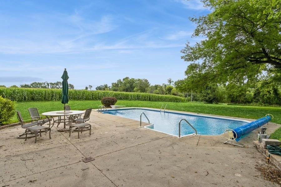 4318 Turkey Creek Road NE Iowa City IA 52240