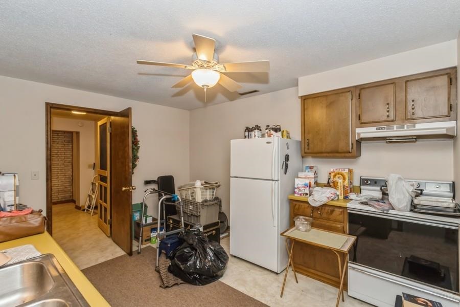 4318 Turkey Creek Road NE Iowa City IA 52240