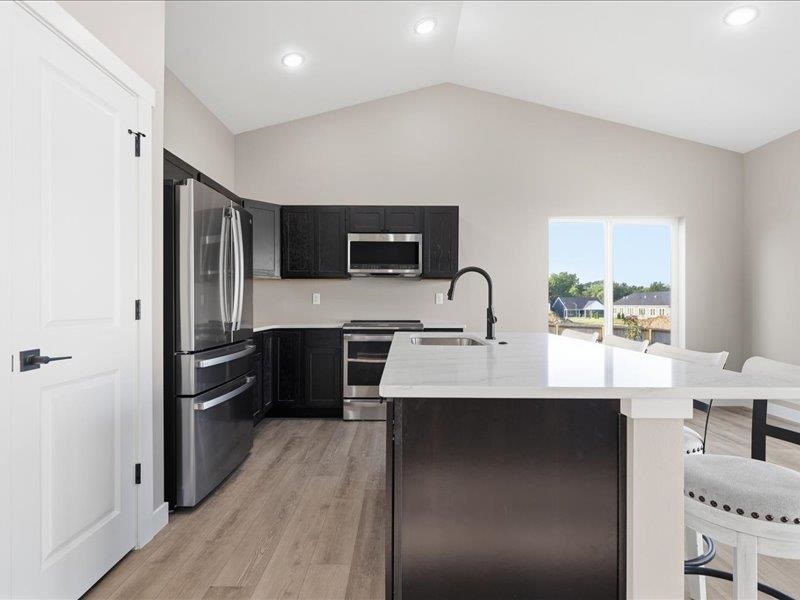 1514 Redwood Drive Muscatine IA 52761