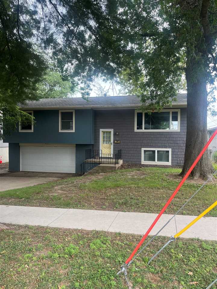 58 Olive Court Iowa City IA 52246