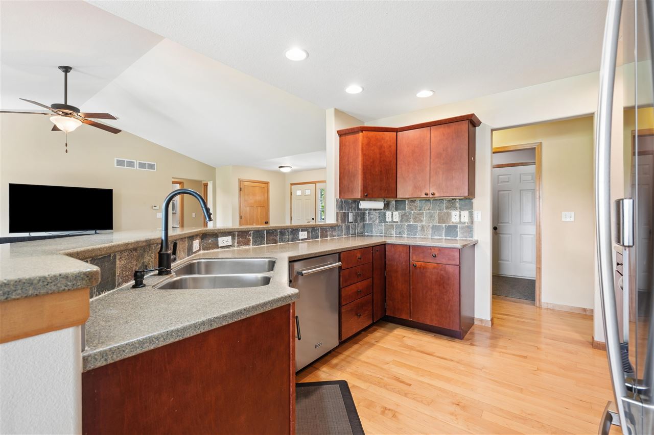 830 Pheasant Lane North Liberty IA 52317