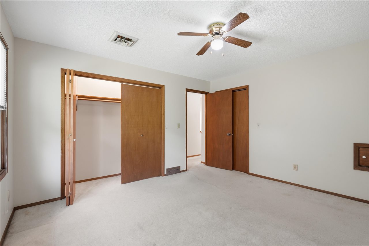 1912 North Ridge Drive Coralville IA 52241