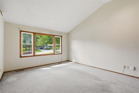 1912 North Ridge Drive Coralville IA 52241