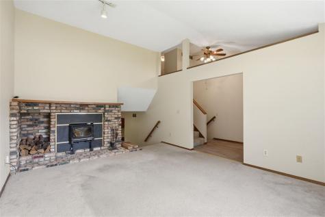 1912 North Ridge Drive Coralville IA 52241